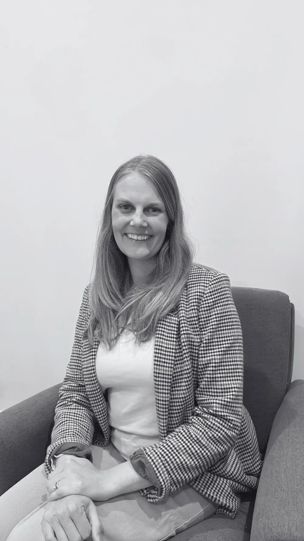 Dr. Karlen Barr